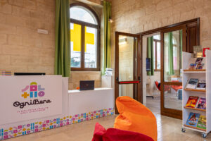 Libreria creativa OgniBene con zona relax